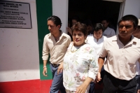 La dirigente estatal de PRI Arely Madrid aparece este día en las instalaciones del PRI municipal donde se llevan a cabo las actividades correspondientes de los precandidatos a las próximas elecciones y se instala en el boulevard de la 4 norte en espera de