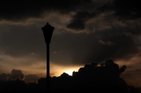 Jueves 17 de agosto del 2017. Atardeceres. Los atardeceres se llenan de luz y sobras durante el mes de agosto en la depresión central de Chiapas.