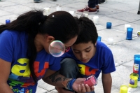 Martes 2 de abril del 2019. Tuxtla Gutiérrez. Familias y amigos visten de azul esta tarde para acompañar a las personas con autismo durante la jornada de concientización que propone la ONU este 2 de abril