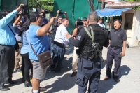 Martes 20 de diciembre del 2016. Tuxtla Gutiérrez. Varios vehículos fueron incendiados esta mañana durante el atentado a las instalaciones de la Secretaria de Educación de Chiapas sin que a la hora se tengan informes de quien ocasionara el siniestro.