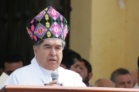 Miércoles 26 de enero. El cuerpo del Tatik Don Samuel Ruiz García recibió este medio día sepultura en las criptas de la Catedral de la Paz en San Cristóbal de las Casas donde se realizo una ceremonia litúrgica presidida por el nuncio apostólico Christophe