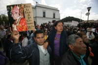 Miércoles 26 de enero. El cuerpo del Tatik Don Samuel Ruiz García recibió este medio día sepultura en las criptas de la Catedral de la Paz en San Cristóbal de las Casas donde se realizo una ceremonia litúrgica presidida por el nuncio apostólico Christophe