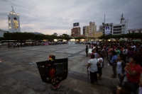 Lunes 26 de septiembre del 2016. Tuxtla Gutiérrez. El Bloque Democrático de la CNTE, Normalistas y Padres de Familia marchan esta tarde recordando a las 43 alumnos de Ayotzinapa.
