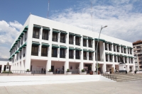 Mièrcoles 23 de febrero. Este medio día fue aprobado durante la sesiòn permanente del congreso del estado que los ayuntamientos puedan adquirir deuda pública para gastos de infraestructura durante este ejercicio adminsitrativo.