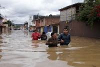 Viernes 6 de noviembre del 2020. San Cristóbal de las Casas. La #lluvia ha ocasionado que las calles de la colonial ciudad de Los altos de #Chiapas permanezcan bajo el agu, mientras que cientos de #familias buscan refugio