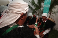 Jueves 28 de julio del 2016. San Juan Chamula. Mateo Gómez Gómez recibe esta mañana el bastón de mando Chamula según los usos y costumbres de las comunidades y parajes de esta localidad de los altos de Chiapas. El nuevo presidente junto con las nuevas aut
