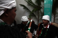 Jueves 28 de julio del 2016. San Juan Chamula. Mateo Gómez Gómez recibe esta mañana el bastón de mando Chamula según los usos y costumbres de las comunidades y parajes de esta localidad de los altos de Chiapas. El nuevo presidente junto con las nuevas aut