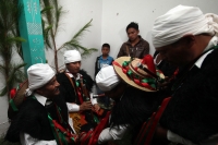 Jueves 28 de julio del 2016. San Juan Chamula. Mateo Gómez Gómez recibe esta mañana el bastón de mando Chamula según los usos y costumbres de las comunidades y parajes de esta localidad de los altos de Chiapas. El nuevo presidente junto con las nuevas aut
