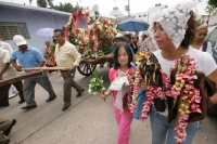 Especial / El Carretón de San Pascualito / El culto a San Pascual Baylon se lleva a cabo en el tradicional barrio de San Pascualito Rey en el centro de Tuxtla donde la cofradÃa Zoque se encarga de la organización de los festejos. La tradición indÃgena rel Especial / El Carretón de San Pascualito / El culto a San Pascual Baylon se lleva a cabo en el tradicional barrio de San Pascualito Rey en el centro de Tuxtla donde la cofradÃa Zoque se encarga de la organización de los festejos. La tradición indÃgena rel