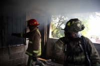 20210713. Tuxtla G. Incendio en la colonia Loma Bonita en el oriente de la ciudad