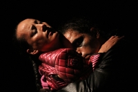 Sábado 23 de noviembre del 2013. Tuxtla Gutiérrez. El espectáculo de danza contemporánea del maestro Rolando Beattie Ensamble en Dos Segundos se presenta esta noche en el Teatro Emilio Rabasa.