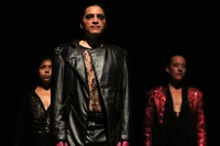 Sábado 23 de noviembre del 2013. Tuxtla Gutiérrez. El espectáculo de danza contemporánea del maestro Rolando Beattie Ensamble en Dos Segundos se presenta esta noche en el Teatro Emilio Rabasa.