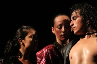 Sábado 23 de noviembre del 2013. Tuxtla Gutiérrez. El espectáculo de danza contemporánea del maestro Rolando Beattie Ensamble en Dos Segundos se presenta esta noche en el Teatro Emilio Rabasa. Sábado 23 de noviembre del 2013. Tuxtla Gutiérrez. El espectáculo de danza contemporánea del maestro Rolando Beattie Ensamble en Dos Segundos se presenta esta noche en el Teatro Emilio Rabasa.