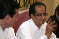 Miércoles 16 de febrero. René Bejarano,  del  Movimiento Izquierda Democrática Nacional realiza la convención nacional con militantes de la izquierda de Chiapas, esta mañana en conocido hotel de la ciudad de Tuxtla Gutiérrez.