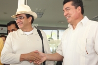 Viernes 18 de noviembre. René Bejarano se reúne con perredistas