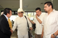 Viernes 18 de noviembre. René Bejarano se reúne con perredistas