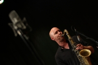 Miércoles 13 de marzo del 2019. Tuxtla Gutiérrez. Bernad Van Rossum y la Jazz Big Band de la UNICACH esta noche en el Teatro de la Ciudad.