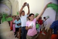 Martes 17 de agosto. Las reliquias de Juan Bosco son trasladadas esta mañana a la catedral de San Marcos donde los restos del Santo de Turín son adorados por la feligresía Católica y Salesiana del estado de Chiapas.