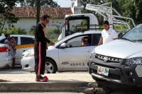 Lunes 5 de noviembre del 2018. Tuxtla Gutiérrez. El fuerte calor del sureste de México acompaña los ánimos durante el bloqueo carretero que realiza el magisterio chiapaneco en el crucero La Pochota en la entrada poniente de la capital de este estado d Lunes 5 de noviembre del 2018. Tuxtla Gutiérrez. El fuerte calor del sureste de México acompaña los ánimos durante el bloqueo carretero que realiza el magisterio chiapaneco en el crucero La Pochota en la entrada poniente de la capital de este estado d