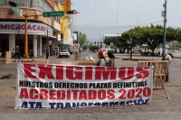Jueves 9 de abril del 2020. Tuxtla Gutiérrez. La Avenida Central es cerrada por manifestantes que siguen exigiendo el pago de los adeudos que el gobierno chiapaneco mantienen a grupos de maestros. Jueves 9 de abril del 2020. Tuxtla Gutiérrez. La Avenida Central es cerrada por manifestantes que siguen exigiendo el pago de los adeudos que el gobierno chiapaneco mantienen a grupos de maestros.