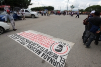 Miércoles 18 de septiembre del 2013. Tuxtla Gutiérrez. Continúan las protestas magisteriales en la capital de Chiapas en donde esta mañana se realizan bloqueos en las entradas de la ciudad.