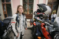 LA UNICA MUJER MOTOCICLISTA PARTICIPA DE MANERA INDEPENDIENTE DURANTE EL ENCUENTRO DE MOTOQUEROS EDN LA CIUDAD DE SAN CRISTOBAL