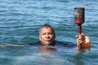 11 de diciembre. Peregrinos nadan en las costas chiapanecas.