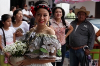 Domingo 26 de junio del 2016. Chiapa de Corzo. La Danza del Colibrí o Burrioncito. Esta danza de origen prehispánico es representada por jóvenes chiapacorceños en la víspera de la celebración de San Pedro en esta rivereña ciudad colonial. Los danzantes re