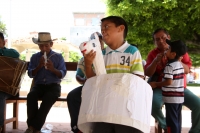 20210724. Suchiapa. La Danza del Caballito Blanco recorren las calles en Honor a Santa Ana y Santiago Apóstol en esta comunidad.