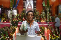 Lunes 24 de julio del 2017. Suchiapa, Chiapas. La Danza del Caballo Blanco o Nandayuli. Durante los festejos de Santa Ana en esta comunidad, los jóvenes bailan acompañados del ritmo del carrizo y tambores en un vaivén frenético