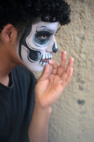 20231025. Tuxtla. Calaveras y Catrinas marchan hacia el centro de la ciudad.