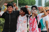 20231025. Tuxtla. Calaveras y Catrinas marchan hacia el centro de la ciudad.