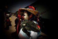 Especial / La Danza del Calalá de Suchiapa/ 38 fotos / Los danzantes de las cofradÃas y mayordomÃas de la etnia Zoque de la comunidad Suchiapa en el estado de Chiapas, danzan por las calles de esta comunidad la Danza del Calalá donde representan la lucha Especial / La Danza del Calalá de Suchiapa/ 38 fotos / Los danzantes de las cofradÃas y mayordomÃas de la etnia Zoque de la comunidad Suchiapa en el estado de Chiapas, danzan por las calles de esta comunidad la Danza del Calalá donde representan la lucha