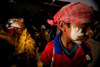Especial / La Danza del Calalá de Suchiapa/ 38 fotos / Los danzantes de las cofradías y mayordomías de la etnia Zoque de la comunidad Suchiapa en el estado de Chiapas, danzan por las calles de esta comunidad la Danza del Calalá donde representan la lucha 