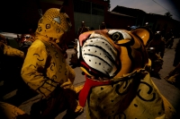 Especial / La Danza del Calalá de Suchiapa/ 38 fotos / Los danzantes de las cofradÃas y mayordomÃas de la etnia Zoque de la comunidad Suchiapa en el estado de Chiapas, danzan por las calles de esta comunidad la Danza del Calalá donde representan la lucha Especial / La Danza del Calalá de Suchiapa/ 38 fotos / Los danzantes de las cofradÃas y mayordomÃas de la etnia Zoque de la comunidad Suchiapa en el estado de Chiapas, danzan por las calles de esta comunidad la Danza del Calalá donde representan la lucha