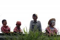 Martas 13 de junio del 2017. Suchiapa. El recorrido de la topada del Santísimo da inicio a las danzas del Calalá en las comunidades de esta localidad de la depresión central de Chiapas.  Los danzantes se reúnen entre las comunidades de oriente de esta loc
