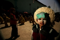Especial / La Danza del Calalá de Suchiapa/ 38 fotos / Los danzantes de las cofradías y mayordomías de la etnia Zoque de la comunidad Suchiapa en el estado de Chiapas, danzan por las calles de esta comunidad la Danza del Calalá donde representan la lucha 
