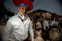 Especial / La Danza del Calalá de Suchiapa/ 38 fotos / Los danzantes de las cofradías y mayordomías de la etnia Zoque de la comunidad Suchiapa en el estado de Chiapas, danzan por las calles de esta comunidad la Danza del Calalá donde representan la lucha 