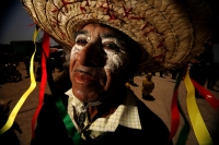 Especial / La Danza del Calalá de Suchiapa/ 38 fotos / Los danzantes de las cofradías y mayordomías de la etnia Zoque de la comunidad Suchiapa en el estado de Chiapas, danzan por las calles de esta comunidad la Danza del Calalá donde representan la lucha 