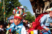 Domingo 16 de junio del 2019. Suchiapa. Los diferentes grupos de danzantes que conforman el Baile del Calalá se preparan para participar durante las celebraciones patronales del Corpus Domingo 16 de junio del 2019. Suchiapa. Los diferentes grupos de danzantes que conforman el Baile del Calalá se preparan para participar durante las celebraciones patronales del Corpus