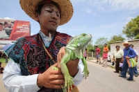 Miércoles 22 de junio. (20 fotos). El jueves de Corpus se viste de colores y de festividad en la comunidad de Suchiapa, cuando sucede el punto culminante de las celebraciones tradicionales del Calalá o Danza del Venado y del Tigre el cual representa part Miércoles 22 de junio. (20 fotos). El jueves de Corpus se viste de colores y de festividad en la comunidad de Suchiapa, cuando sucede el punto culminante de las celebraciones tradicionales del Calalá o Danza del Venado y del Tigre el cual representa part