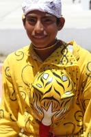 Domingo 22 de junio del 2014. Suchiapa, Chiapas. Durante las celebraciones patronales del Corpus Christi, los danzantes del Calalá visitan La Cruz del Perdón en las cercanÃas del panteón de la localidad para continuar con el tradicional recorrido hacia la Domingo 22 de junio del 2014. Suchiapa, Chiapas. Durante las celebraciones patronales del Corpus Christi, los danzantes del Calalá visitan La Cruz del Perdón en las cercanÃas del panteón de la localidad para continuar con el tradicional recorrido hacia la