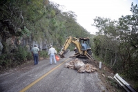 Lunes 7 de enero. Los trabajos para la remodelación de los accesos a los miradores y de la carretera de entrada al Cañón del Sumidero iniciaron esta mañana, por lo que las autoridades de la Conafor dan aviso a los visitantes que en los próximos días los a