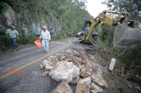 Lunes 7 de enero. Los trabajos para la remodelación de los accesos a los miradores y de la carretera de entrada al Cañón del Sumidero iniciaron esta mañana, por lo que las autoridades de la Conafor dan aviso a los visitantes que en los próximos días los a