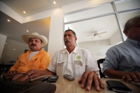 Amenazan Campesinos.  Campesinos de diferentes municipios del estado piden la intervención del ejecutivo para que sean liberados los recursos que la secretaria del campo no ha liberado a las distintas organizaciones sociales y campesinas y amenazan con mo