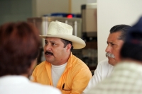 Amenazan Campesinos.  Campesinos de diferentes municipios del estado piden la intervención del ejecutivo para que sean liberados los recursos que la secretaria del campo no ha liberado a las distintas organizaciones sociales y campesinas y amenazan con mo