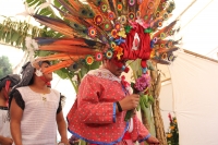 Lunes 30 de enero del 2017. Tuxtla Gutiérrez. La Virgen de Candelaria. La comunidad Zoque se reúne desde la madrugada para iniciar el recorrido de las tres Vírgenes de Copoya las cuales recorren bailando y gritando vivas acompañados de los sones tradicion