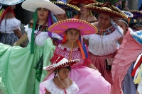 Viernes 1 de febrero el 2109. San Fernando. El baile de Yomo Etze es realizado durante el recorrido de Las Candelarias  en las sinuosas calles al inicio de los festejos del segundo mes de año