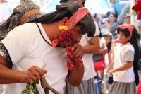 Lunes 30 de enero del 2017. Tuxtla Gutiérrez. La Virgen de Candelaria. La comunidad Zoque se reúne desde la madrugada para iniciar el recorrido de las tres Vírgenes de Copoya las cuales recorren bailando y gritando vivas acompañados de los sones tradicion