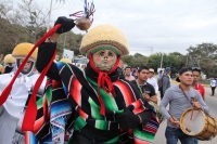 Lunes 30 de enero del 2017. Tuxtla Gutiérrez. La Virgen de Candelaria. La comunidad Zoque se reúne desde la madrugada para iniciar el recorrido de las tres Vírgenes de Copoya las cuales recorren bailando y gritando vivas acompañados de los sones tradicion